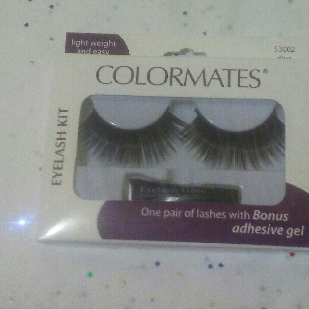 Eyelashes - Picture 2 of 3